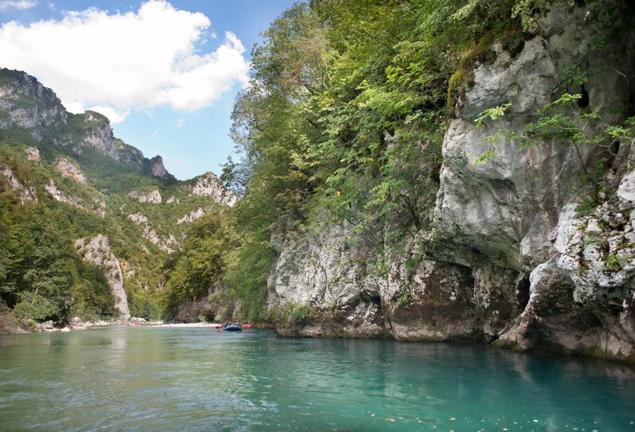 Canyoning and rafting in Montenegro paraplan chernogoriya rafting tara 1240